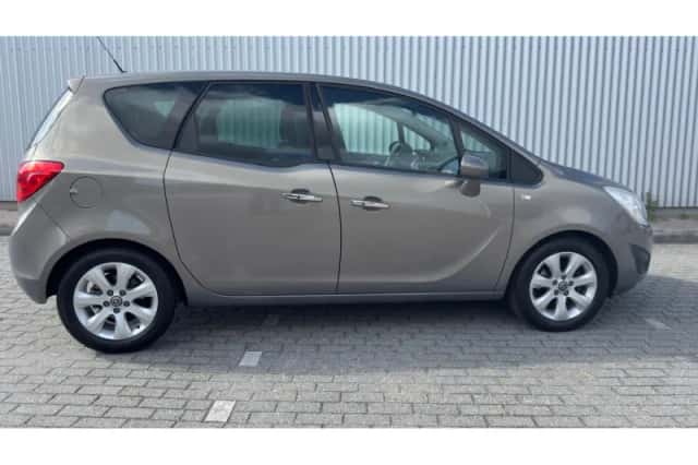 Opel Meriva (2013) thumbnail 6