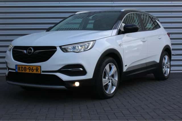 Opel Grandland (2021) thumbnail 1