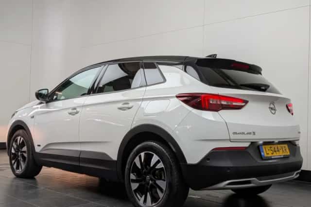 Opel Grandland X (2021) thumbnail 4