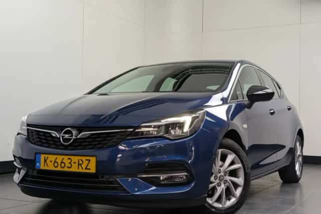 Opel Astra (2021) thumbnail 1