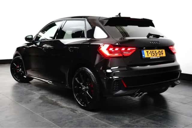 Audi A1 (2019) thumbnail 4