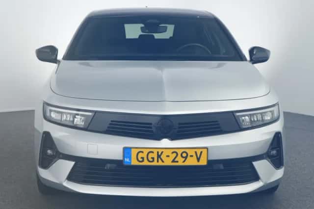 Opel Astra (2024) thumbnail 5