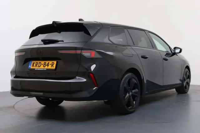 Opel Astra (2025) thumbnail 2