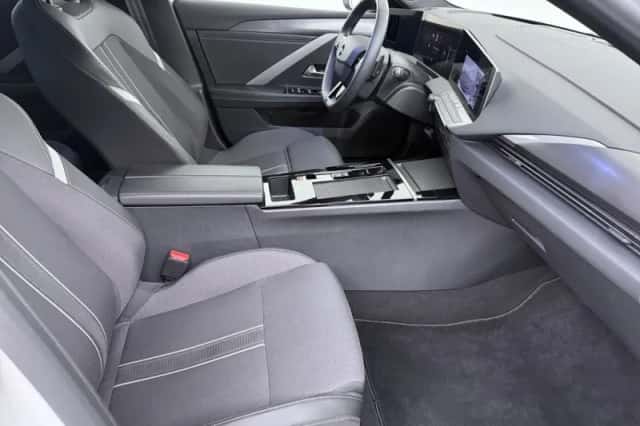 Opel Astra (2025) thumbnail 4