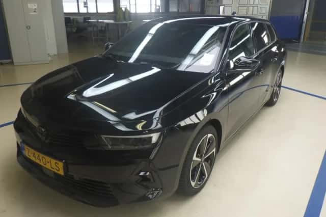 Opel Astra Sports Tourer (2024) thumbnail 1
