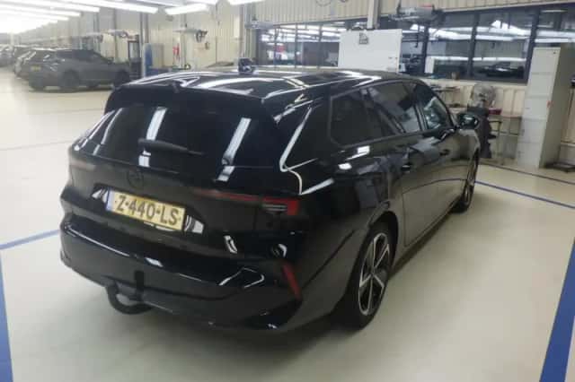 Opel Astra Sports Tourer (2024) thumbnail 3
