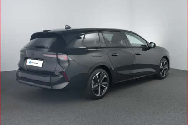 Opel Astra Sports Tourer (2024) thumbnail 4