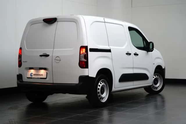 Opel Combo (2024) thumbnail 3