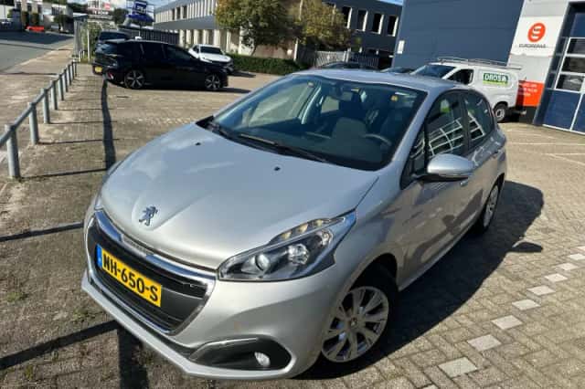 Peugeot 208 (2017) thumbnail 1