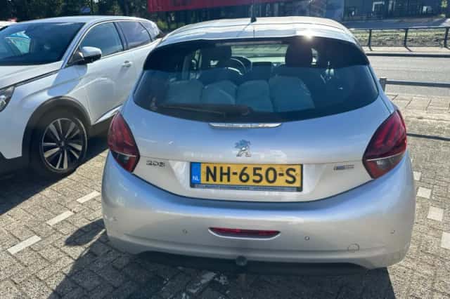 Peugeot 208 (2017) thumbnail 4