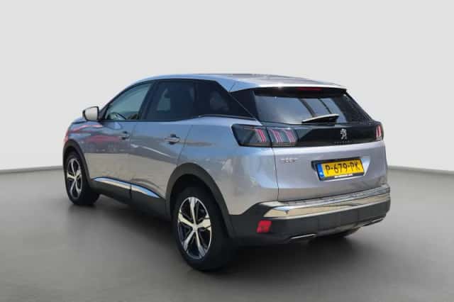Peugeot 3008 (2022) thumbnail 3