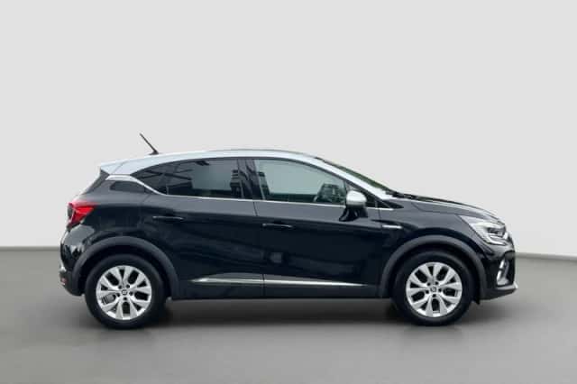 Renault Captur (2022) thumbnail 4