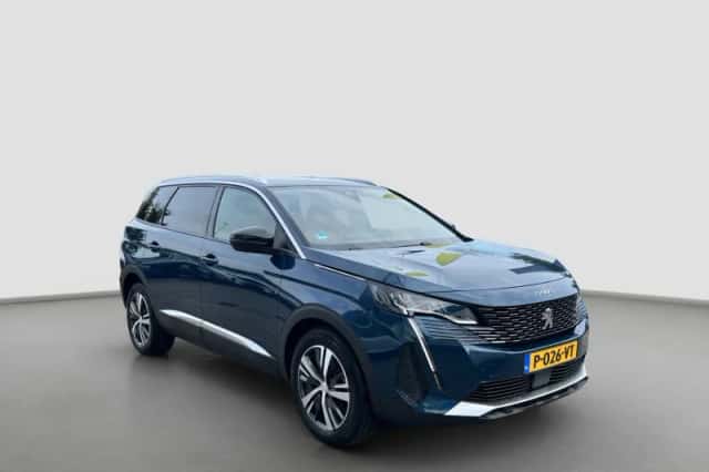 Peugeot 5008 (2022) thumbnail 5