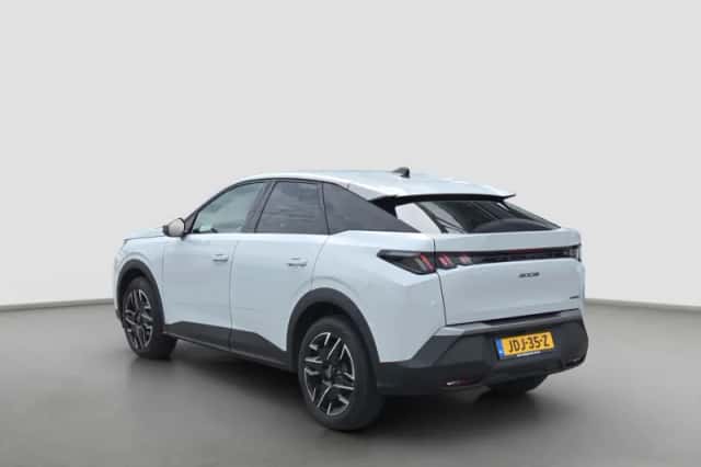 Peugeot 3008 (2025) thumbnail 5