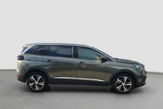 Peugeot 5008 (2018) thumbnail 6