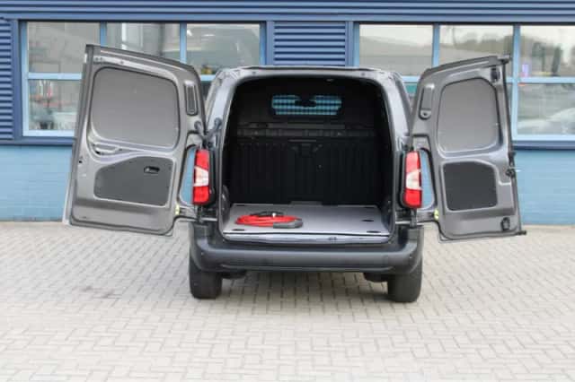 Opel Combo-e (2024) thumbnail 5