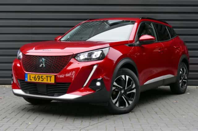 Peugeot e-2008 (2021) thumbnail 1