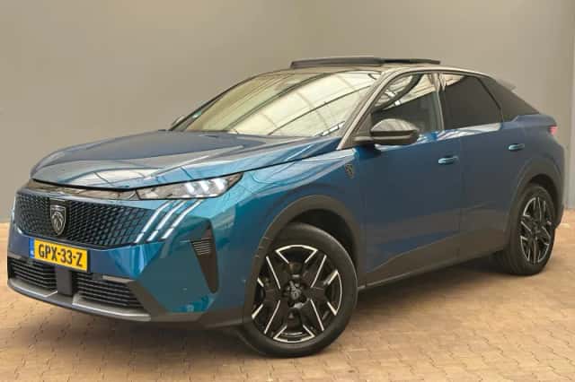 Peugeot 3008 (2024) thumbnail 1
