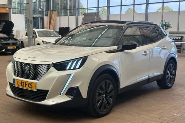 Peugeot e-2008 (2021) thumbnail 1