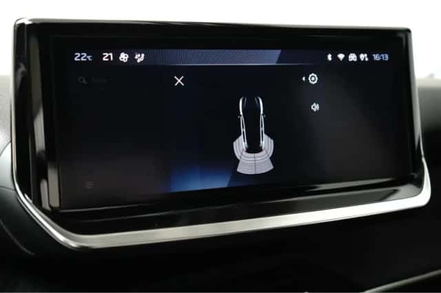 Peugeot e-208 (2024) thumbnail 5