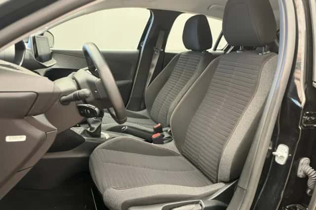 Peugeot 208 (2023) thumbnail 5