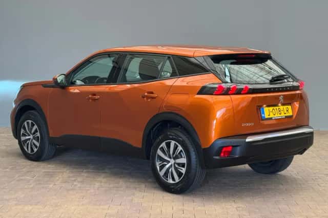 Peugeot 2008 (2020) thumbnail 4