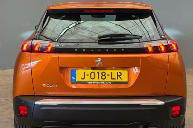 Peugeot 2008 (2020) thumbnail 5