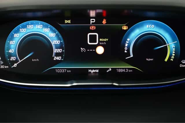 Peugeot 3008 (2024) thumbnail 3