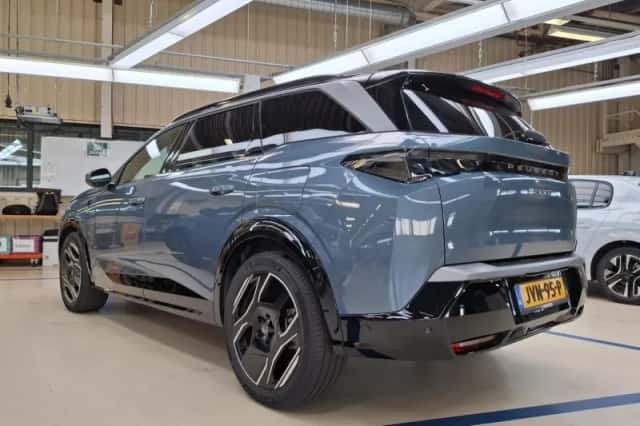 Peugeot E-5008 (2026) thumbnail 3