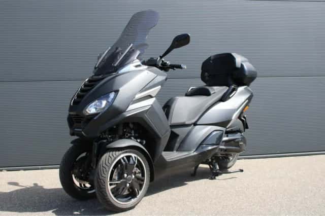 Peugeot Scooter (2024) thumbnail 1