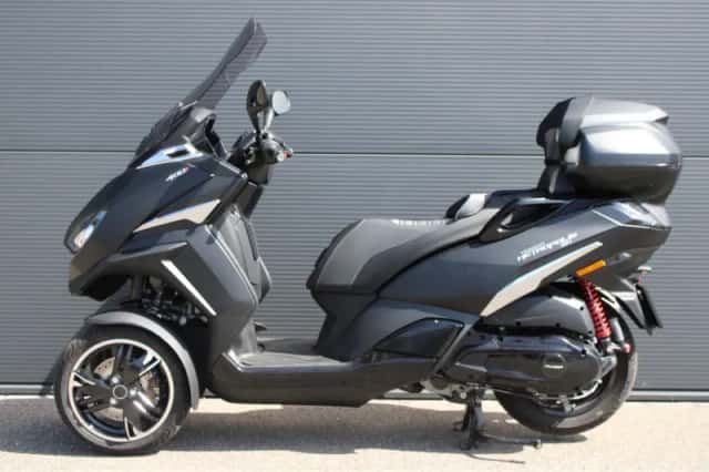 Peugeot Scooter (2024) thumbnail 2