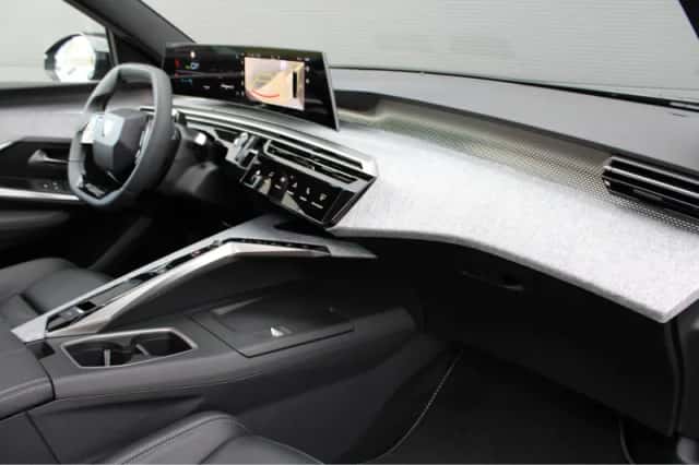 Peugeot 5008 (2026) thumbnail 3
