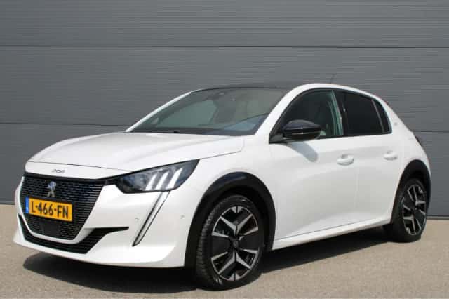 Peugeot 208 (2021) thumbnail 1