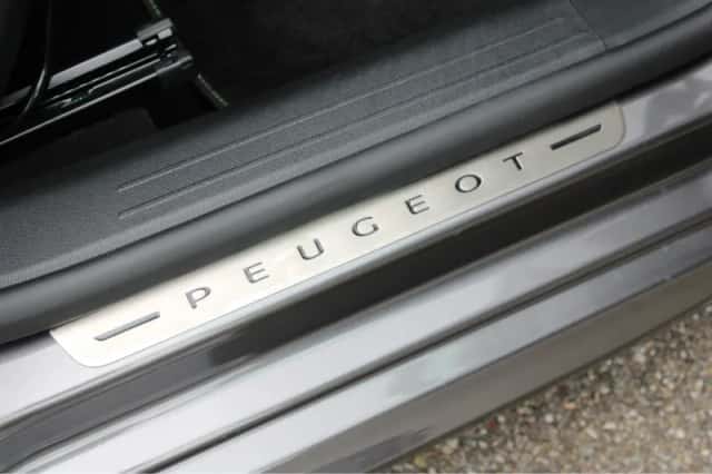 Peugeot 208 (2023) thumbnail 6