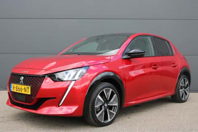 Peugeot e-208 (2022) thumbnail 1