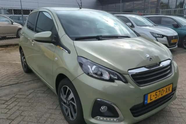 Peugeot 108 (2021) thumbnail 2