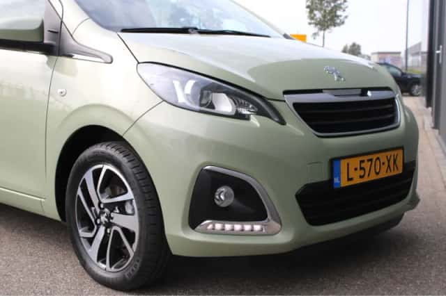 Peugeot 108 (2021) thumbnail 6