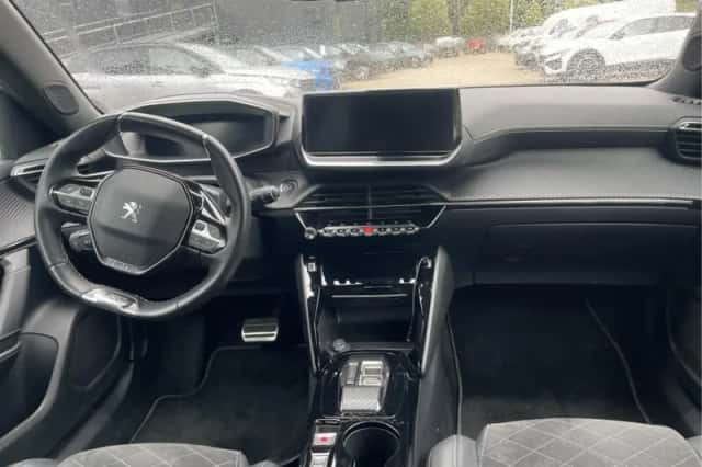 Peugeot e-2008 (2022) thumbnail 5