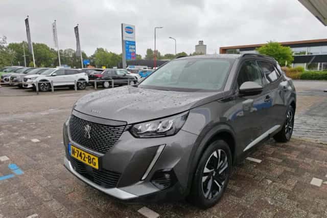 Peugeot 2008 (2021) thumbnail 1