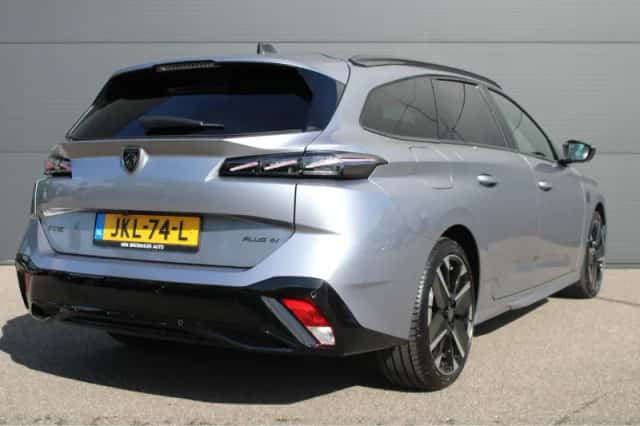 Peugeot 308 (2025) thumbnail 3