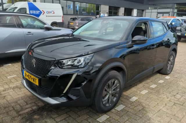 Peugeot e-2008 (2022) thumbnail 1