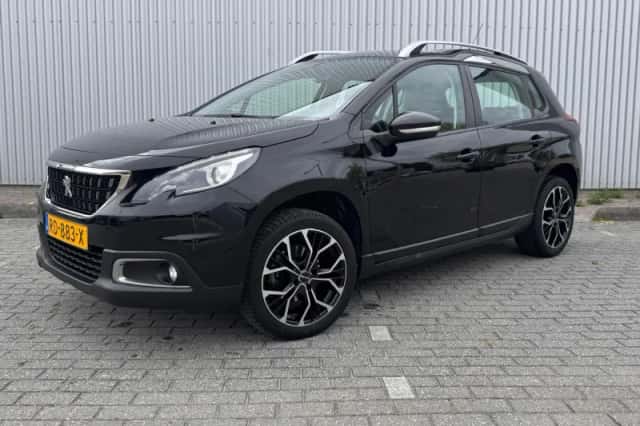 Peugeot 2008 (2017) thumbnail 1