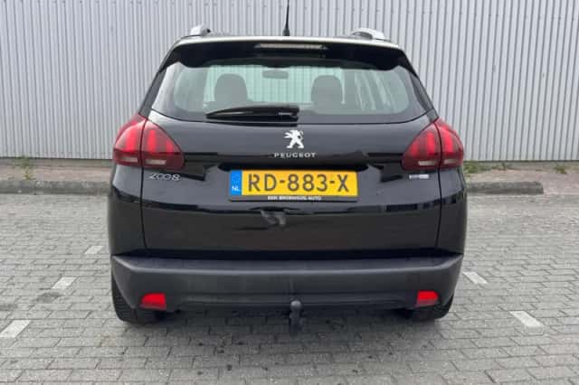 Peugeot 2008 (2017) thumbnail 4