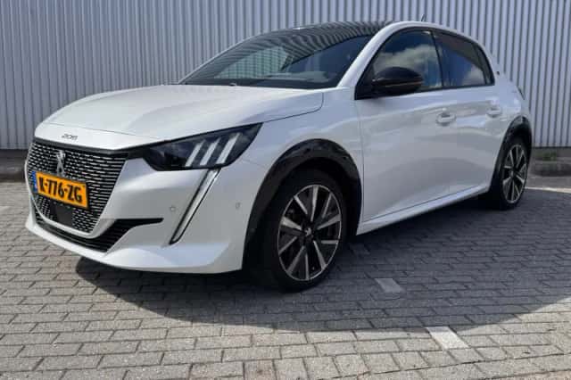 Peugeot e-208 (2021) thumbnail 1