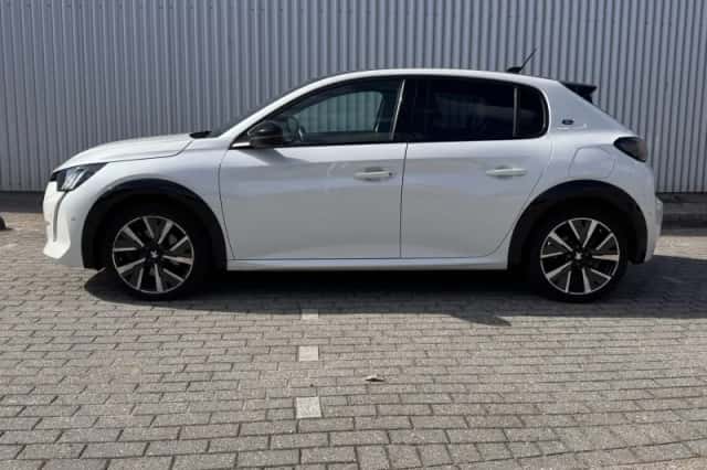 Peugeot e-208 (2021) thumbnail 2