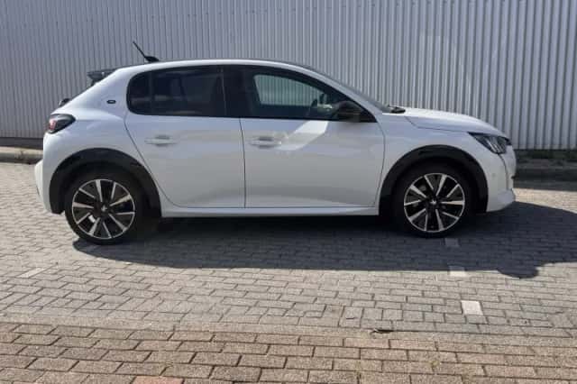 Peugeot e-208 (2021) thumbnail 6