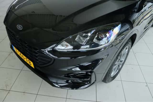 Ford Kuga (2024) thumbnail 6