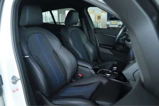 BMW 1-Serie (2022) thumbnail 3