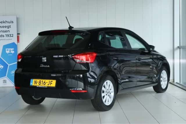 SEAT Ibiza (2021) thumbnail 2
