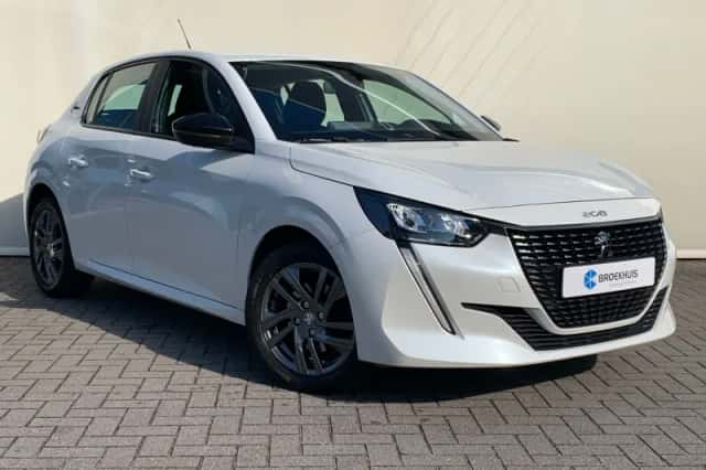 Peugeot 208 (2022) thumbnail 3